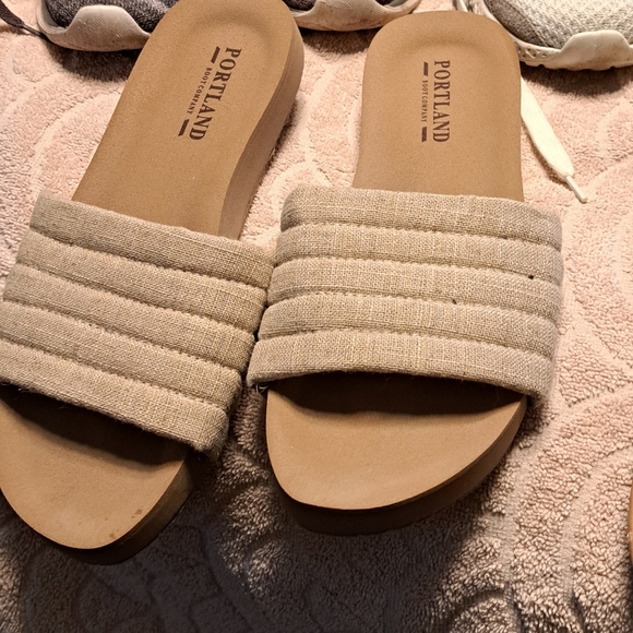 Slides - Picture 1 of 1